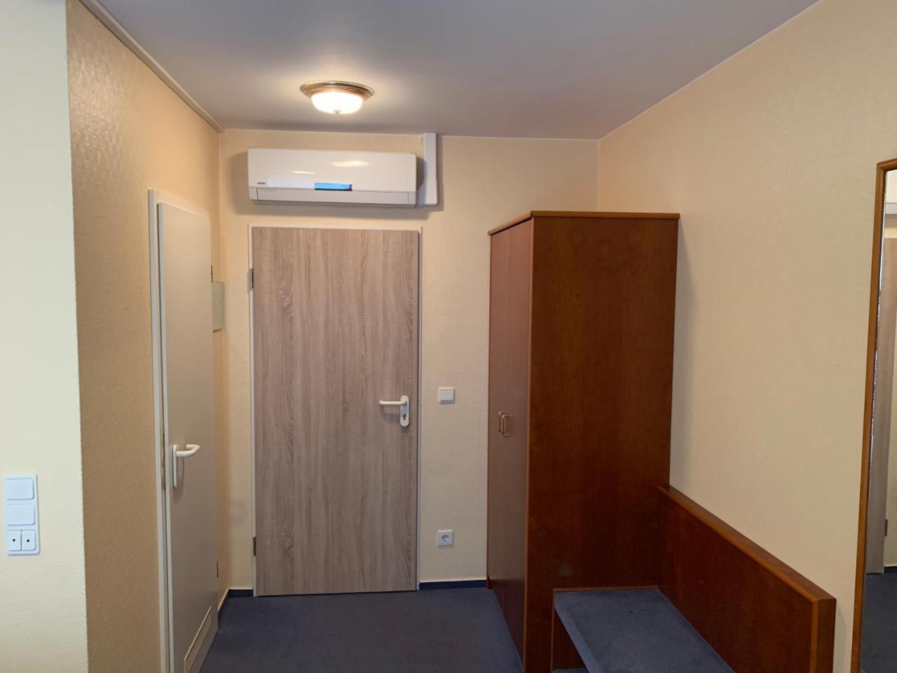 Single Room Shower